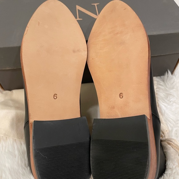 Nisolo Everyday Chelsea Boot - Picture 2 of 7